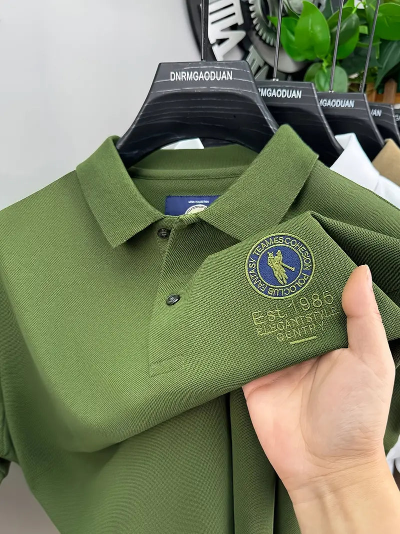 Classic Polo with Distinctive Embroidery – Elegance and Comfort