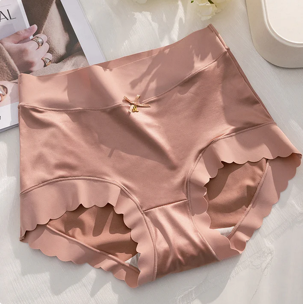 🌸 6-Pack of Breathable, Odor-Control Silk Panties – Soft, Fresh & Luxurious 🌸