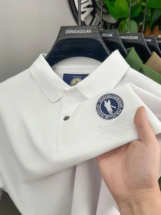 Classic Polo with Distinctive Embroidery – Elegance and Comfort